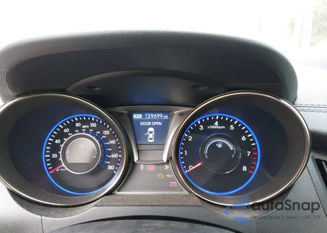 2014 Hyundai Genesis 3.8 R-Spec z USA, uszkodzony, nr VIN KMHHU6KJ2EU114657